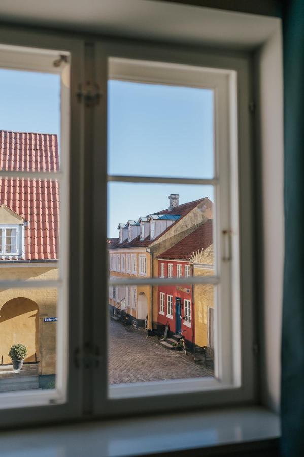 Kefs Guesthouse & Cafe Ærøskøbing Dış mekan fotoğraf